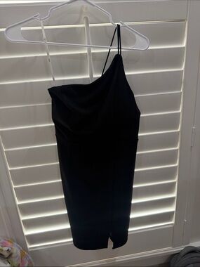Lulu's Black One-Shoulder Bodycon Dress
